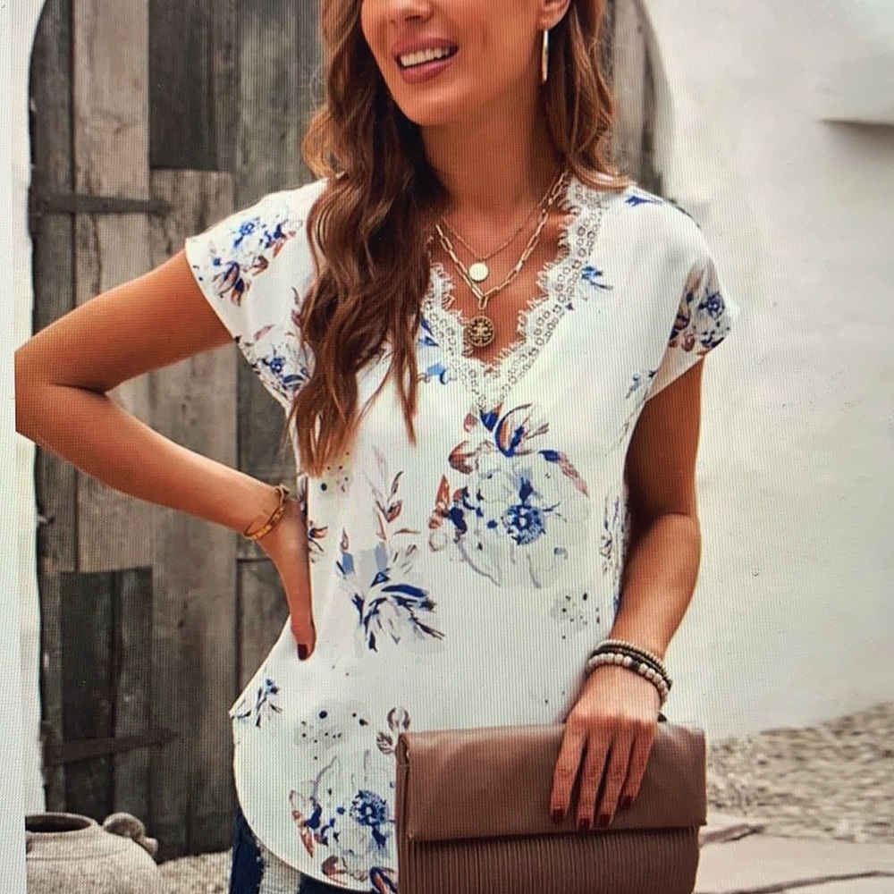 Brand new! Dalmatian print trim blouse
